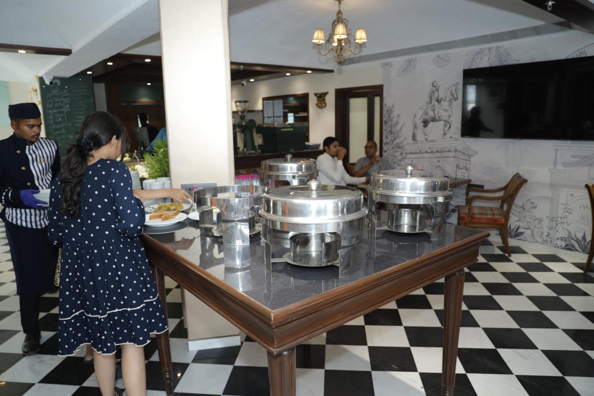 The Jewels Resort Jaipur Bagian luar foto