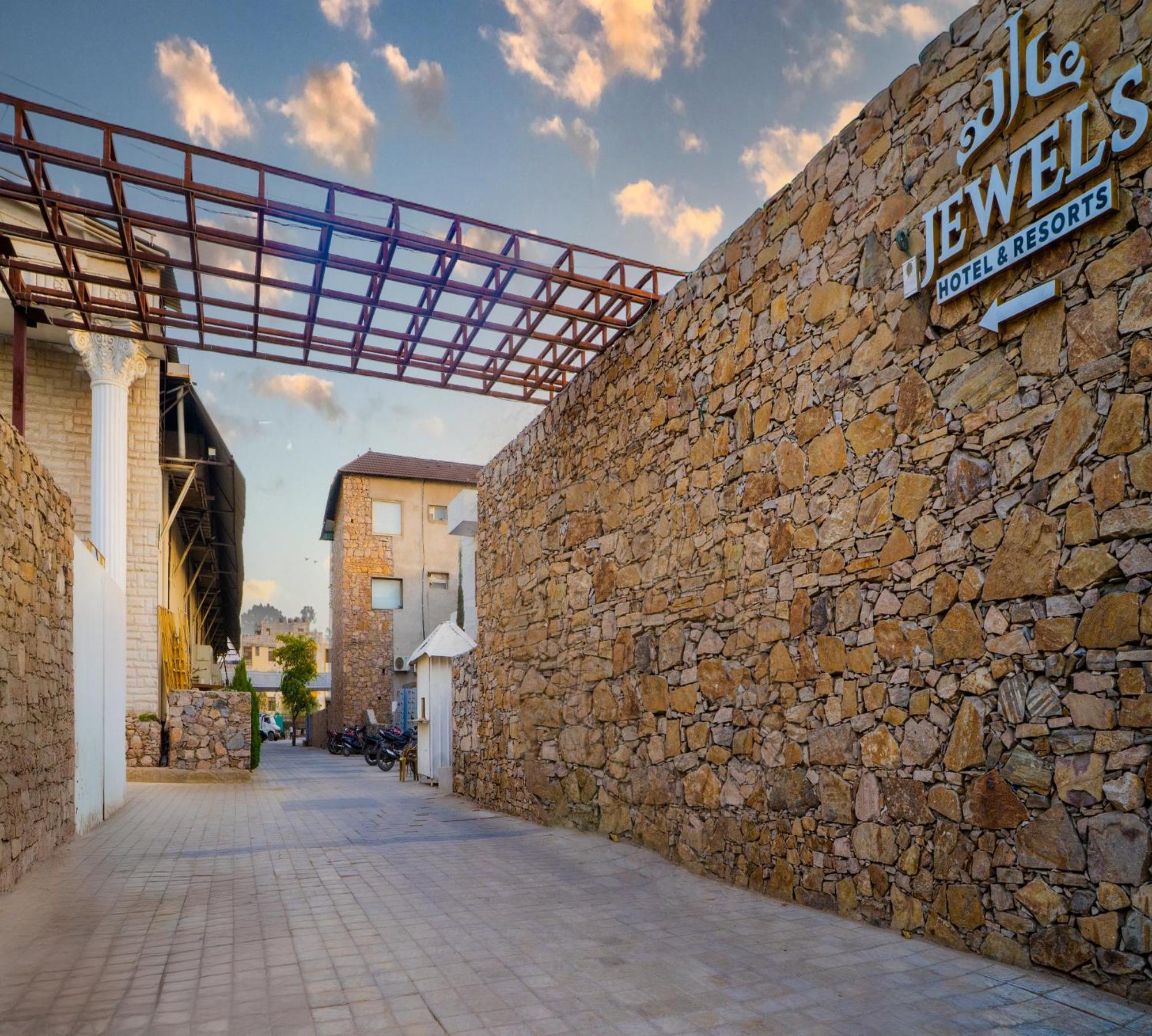 The Jewels Resort Jaipur Bagian luar foto